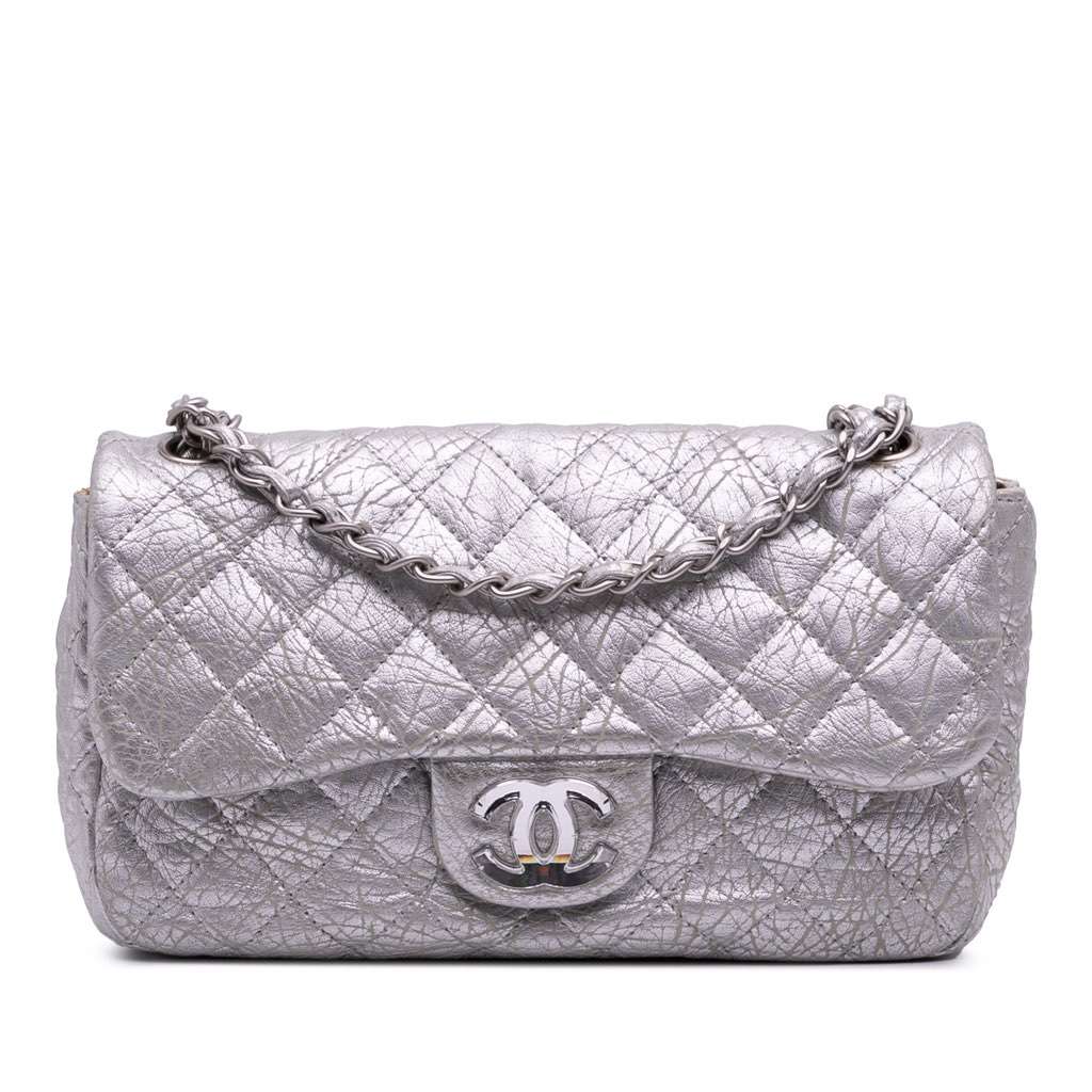 Chanel Quilted Aged Calfskin On The Rocks Flap