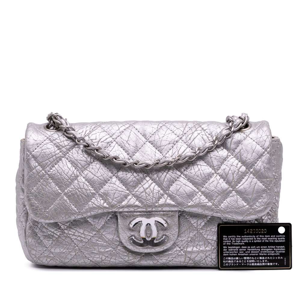 Chanel Quilted Aged Calfskin On The Rocks Flap - Image 14