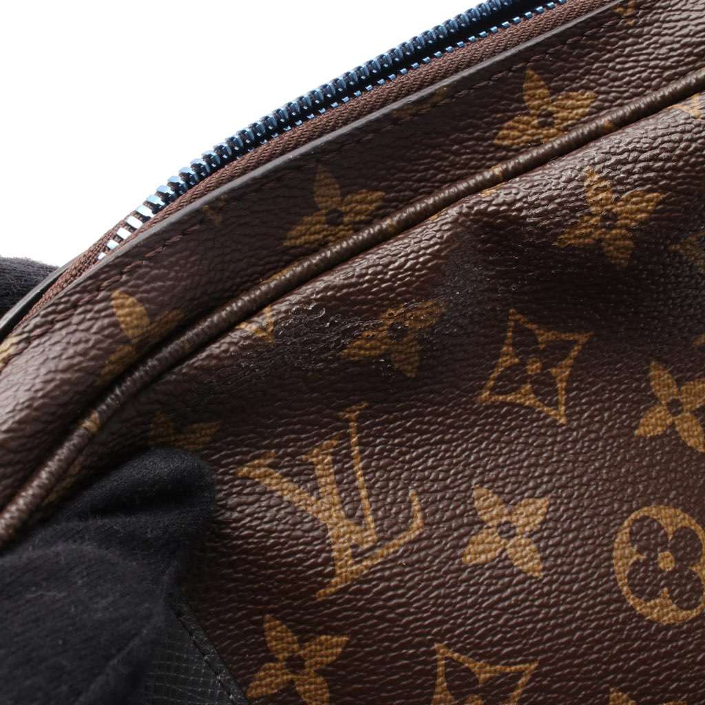 Louis Vuitton Kim Jones Monogram Outdoor Bumbag - Detail 2