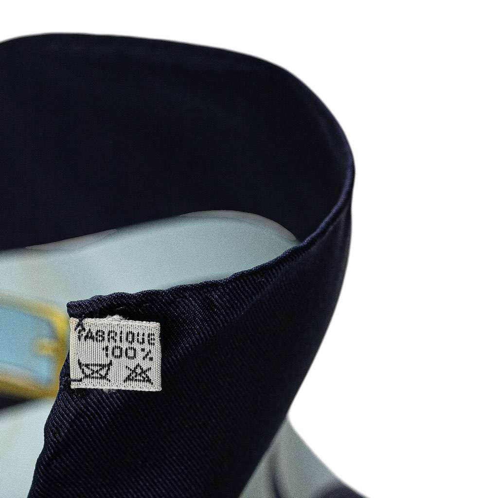 Hermès Eperon D'Or Silk Scarf - Detail 1