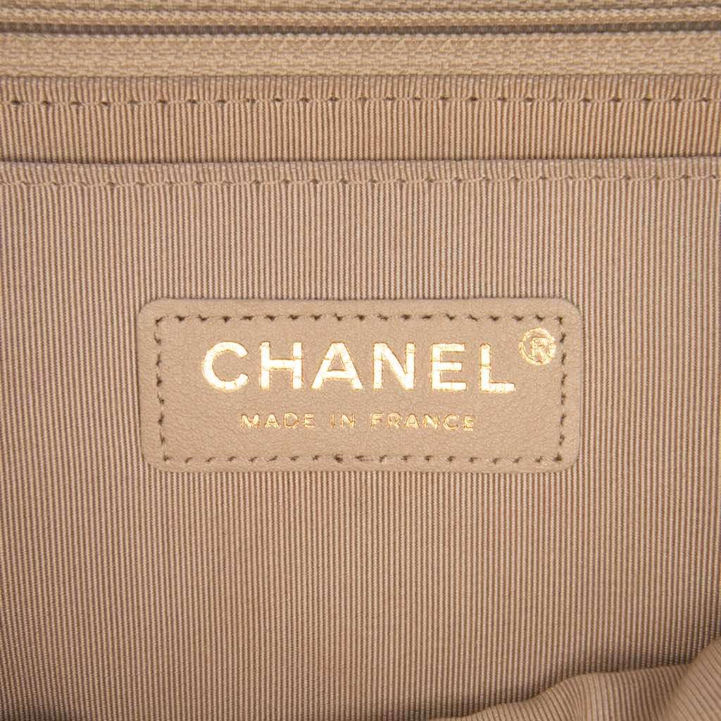 Chanel Medium Classic Tweed Single Flap - Side view