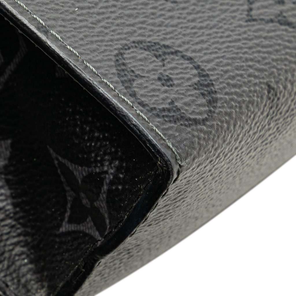 Louis Vuitton Monogram Eclipse Reverse Pochette Voyage MM - Image 11