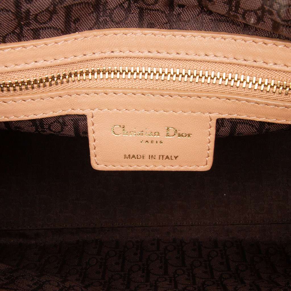 Dior Medium Lambskin Cannage Contrast Stitch Lady Dior - Side view