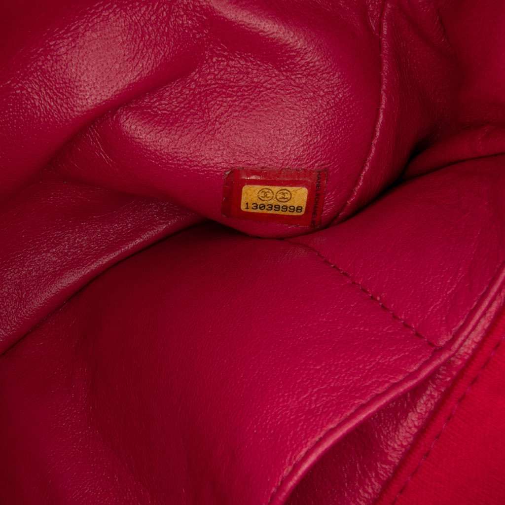 Chanel Quilted Jersey East West Single Flap - Detail 1