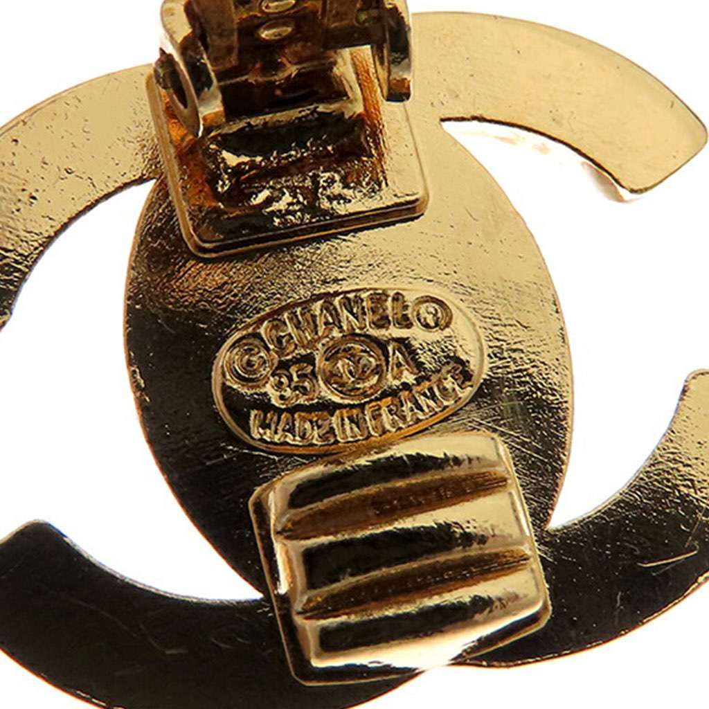 Chanel Gold Plated CC Turn Lock Clip on Earrings - Image 6