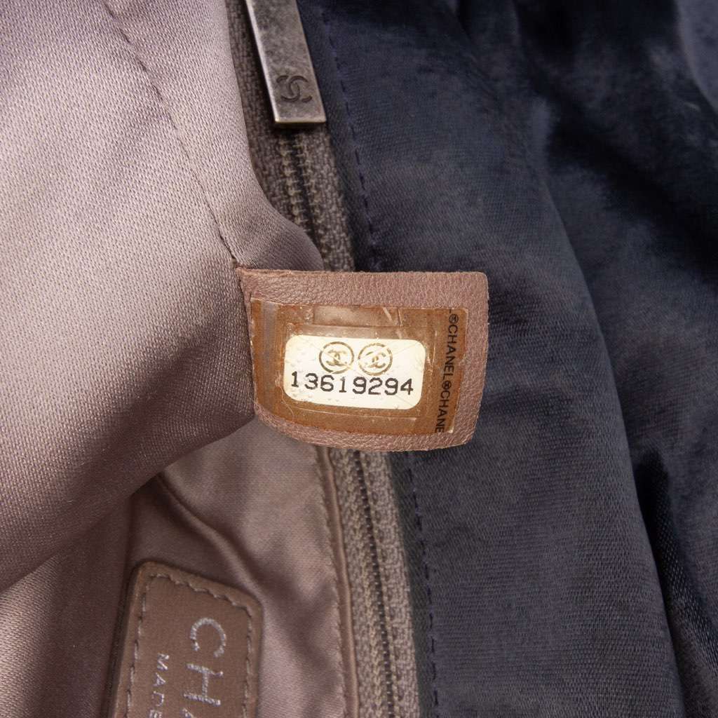 Chanel Extra Large CC Quilted Satin Single Flap - Detail 1