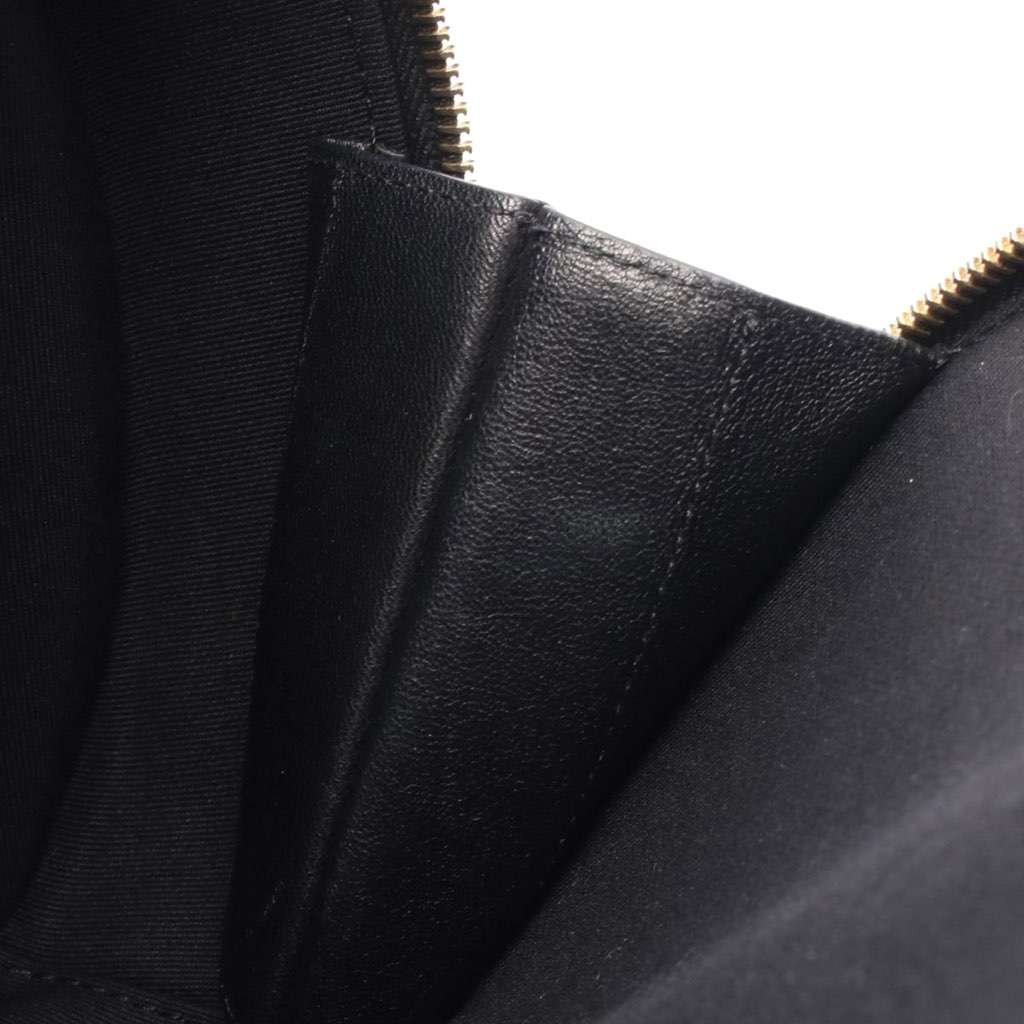 Chanel Quilted Lambskin Oval Logo Chain Top Handle Round Clutch on Chain - Detail 1