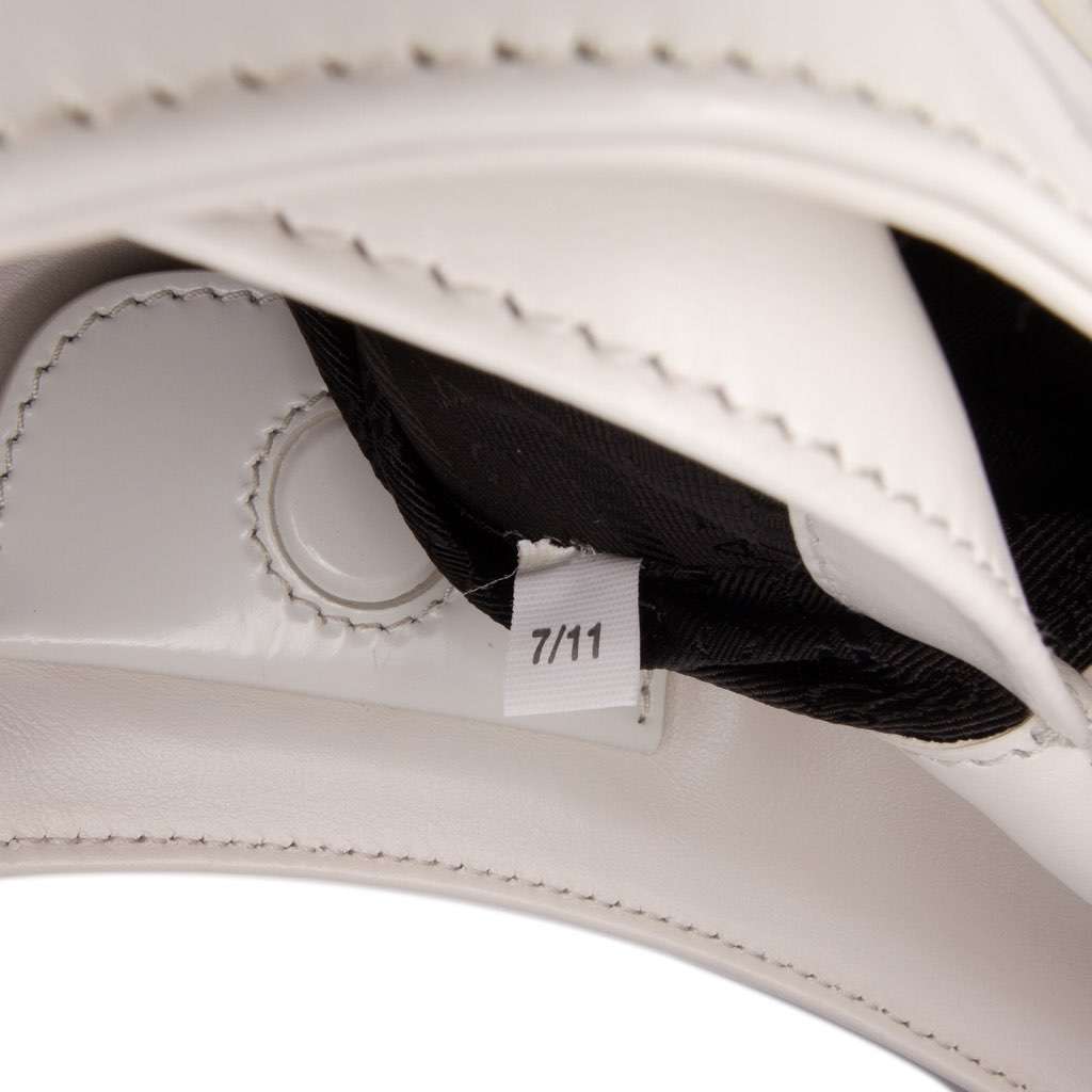 Prada Maxi Spazzolato Cleo Crossbody - Detail 1