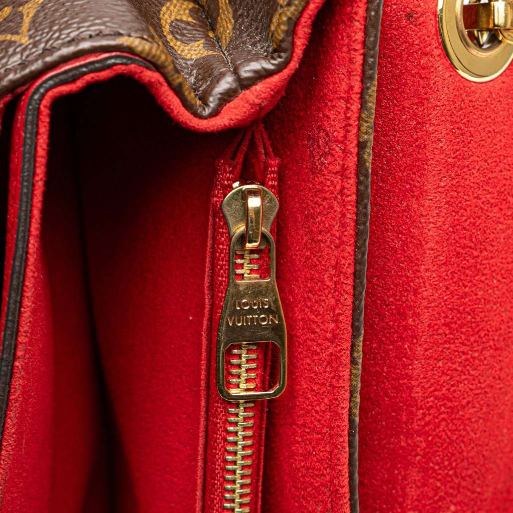 Louis Vuitton Monogram Pallas Chain - Detail 1