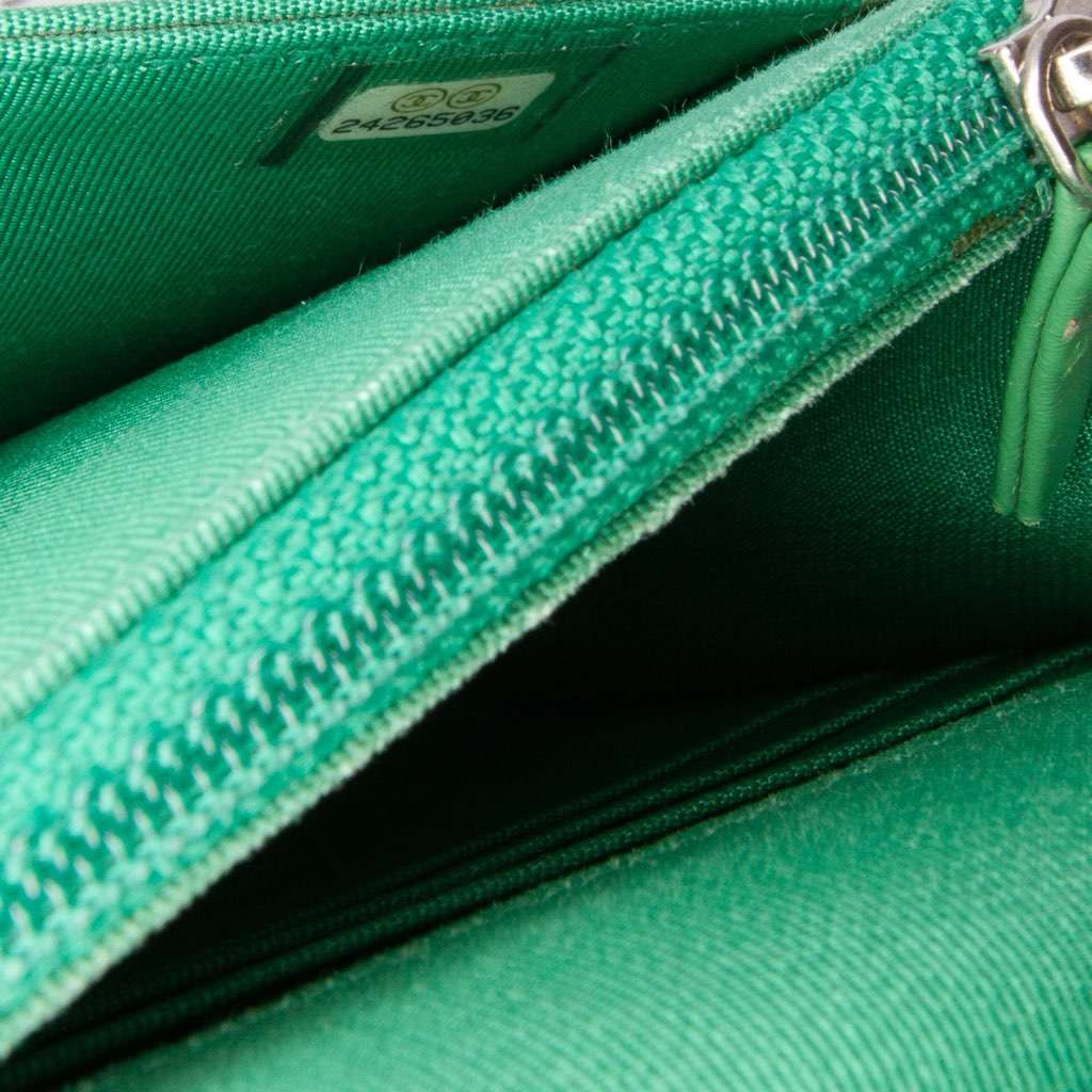 Chanel Quilted Boucle Tweed Robot Charm Wallet On Chain - Image 10