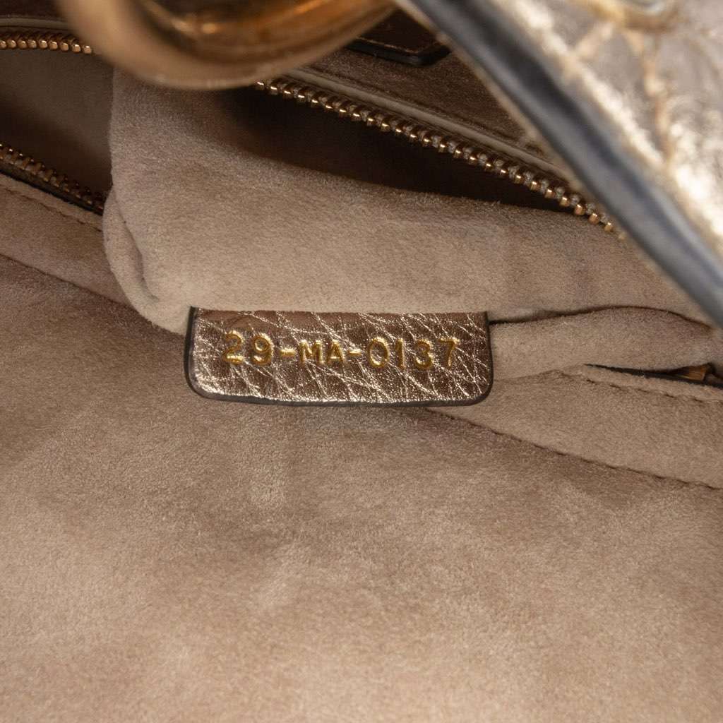 Dior Small Metallic Grained Calfskin Cannage Supple Lady Dior - Detail 1