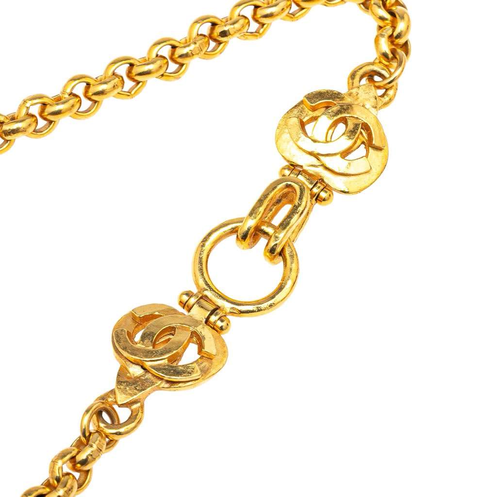 Chanel Gold Plated CC Clover Pendant Necklace - Image 6