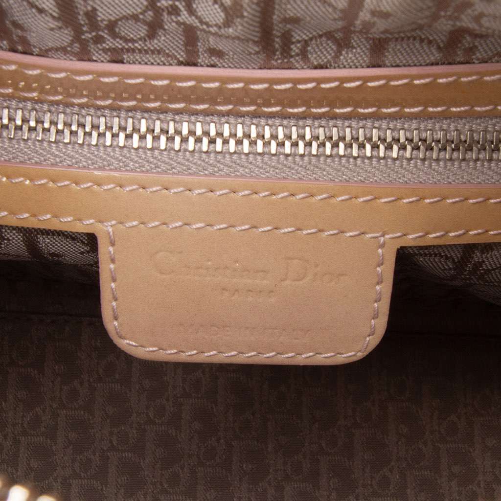 Dior Medium Patent Cannage Lady Dior - Side view