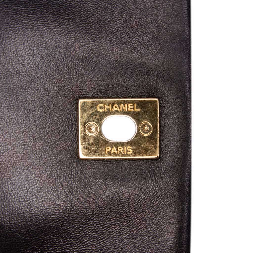 Chanel Small Quilted Lambskin Resin Pearl Chain Flap - Detail 2