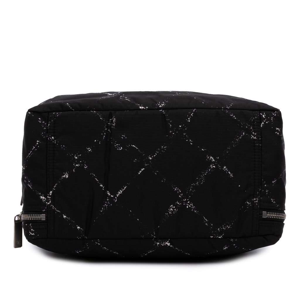 Chanel Old Travel Line Nylon Handbag - Image 6