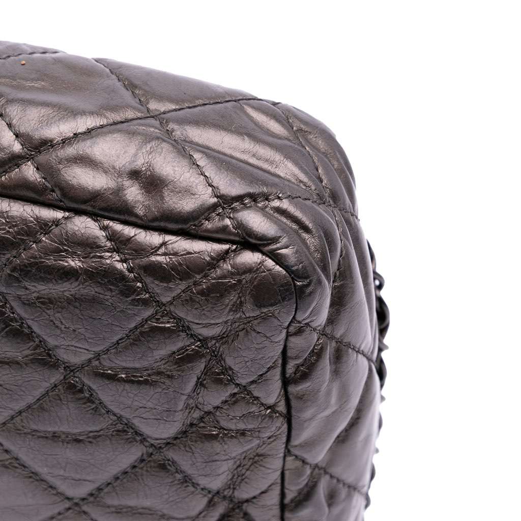 Chanel Medium Quilted Metallic Aged Calfskin Chain Me Flap - Detail 2