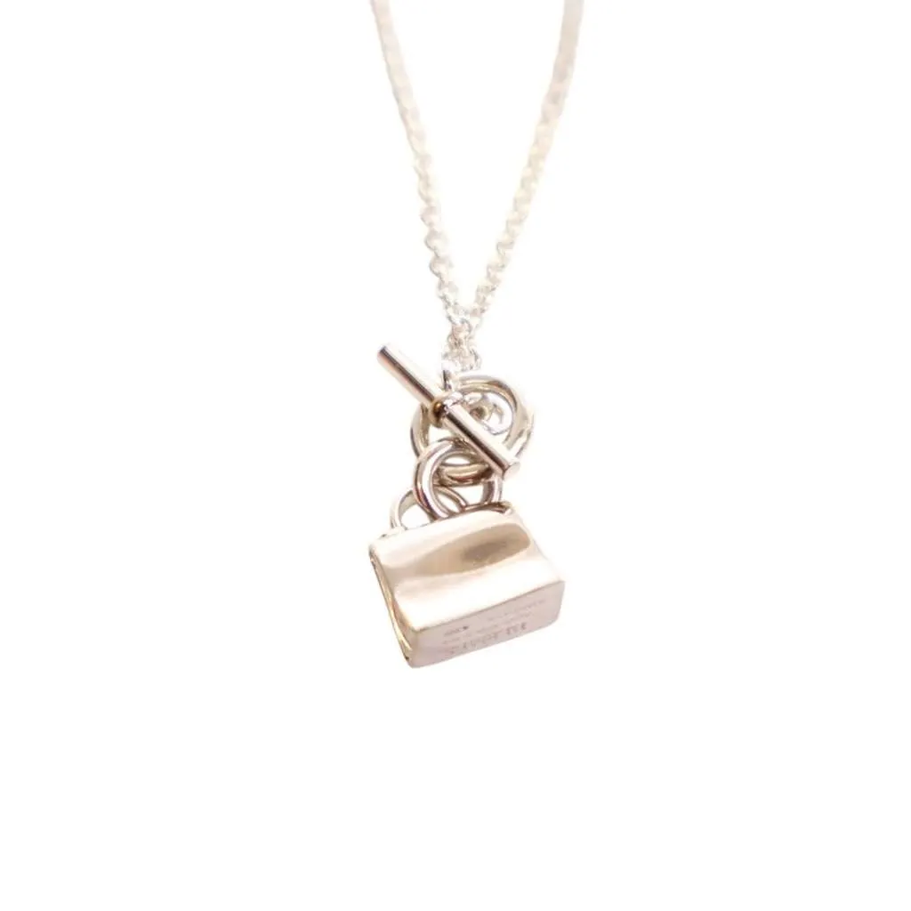 Hermès Sterling Silver Amulettes Kelly Pendant Necklace Silver Silver Good - Model View
