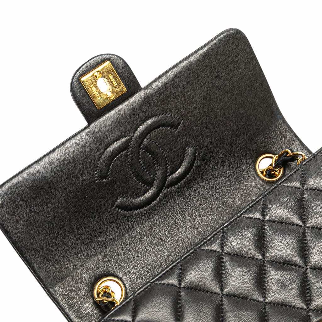 Chanel Square Quilted Lambskin Single Flap - Side view