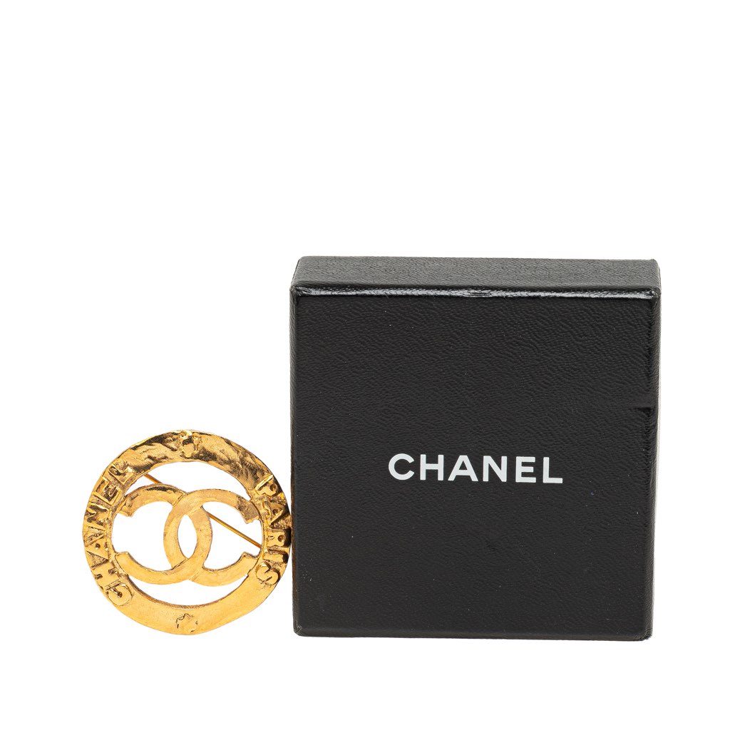 Chanel Gold Plated CC Round Brooch - Side view