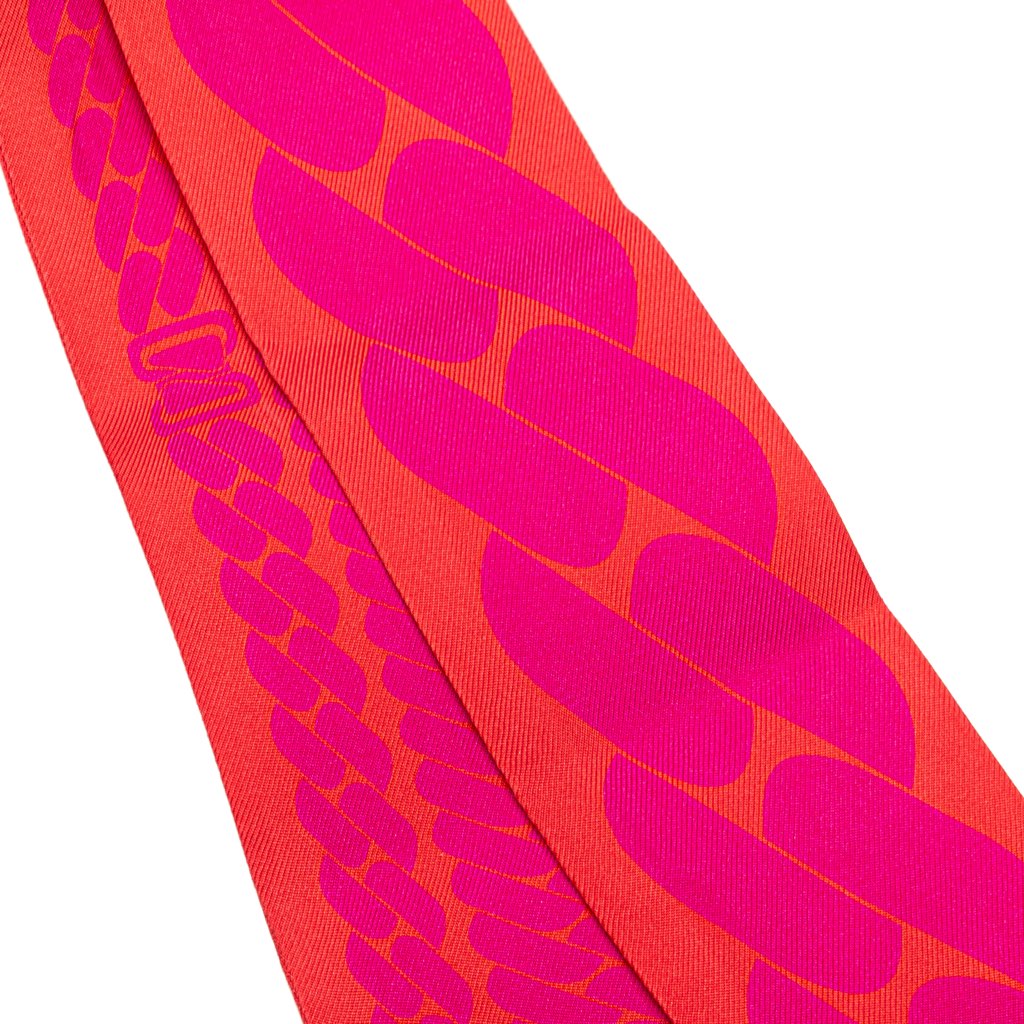 Hermès Clic Cest Noue Silk Twilly Scarf - Back view