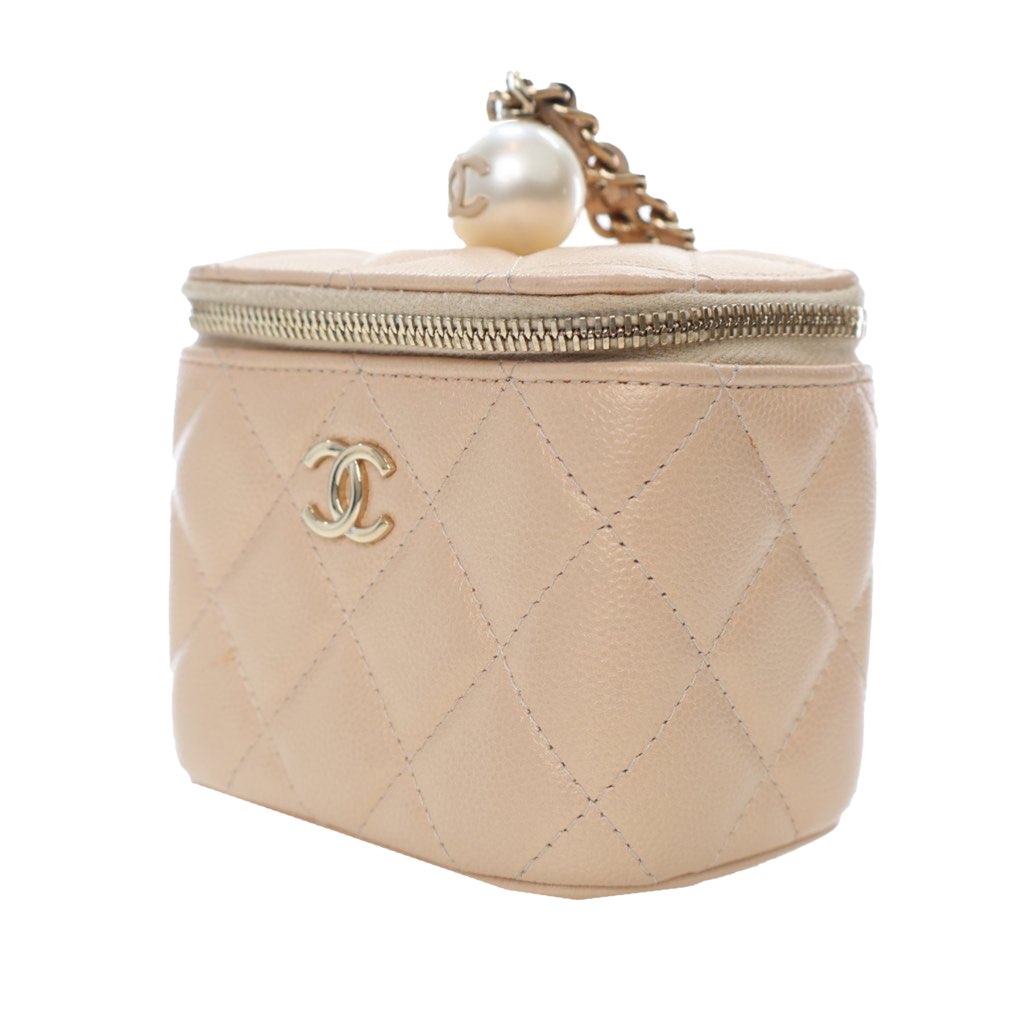 Chanel Mini Quilted Iridescent Caviar Pearl On Top Vanity Case With Chain - 3