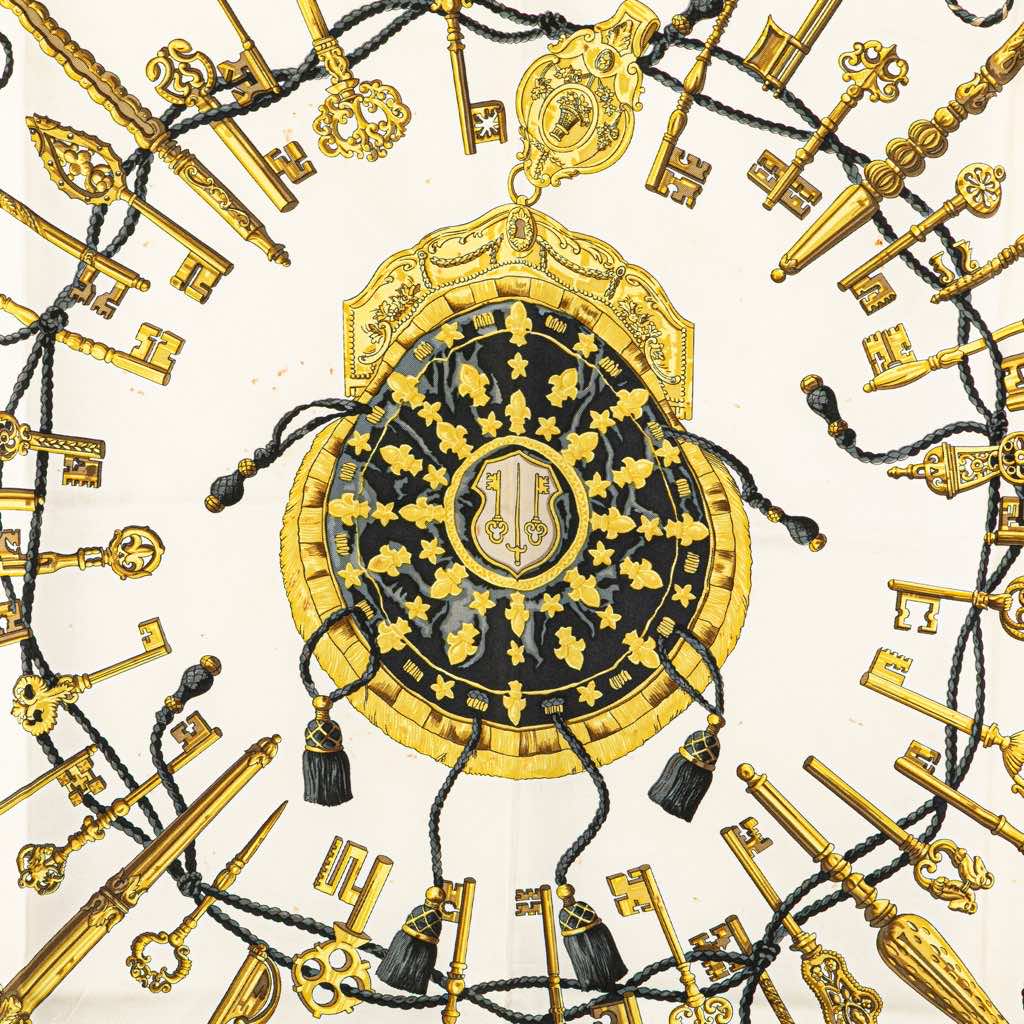 Hermès Les Cles Silk Scarf - Back view