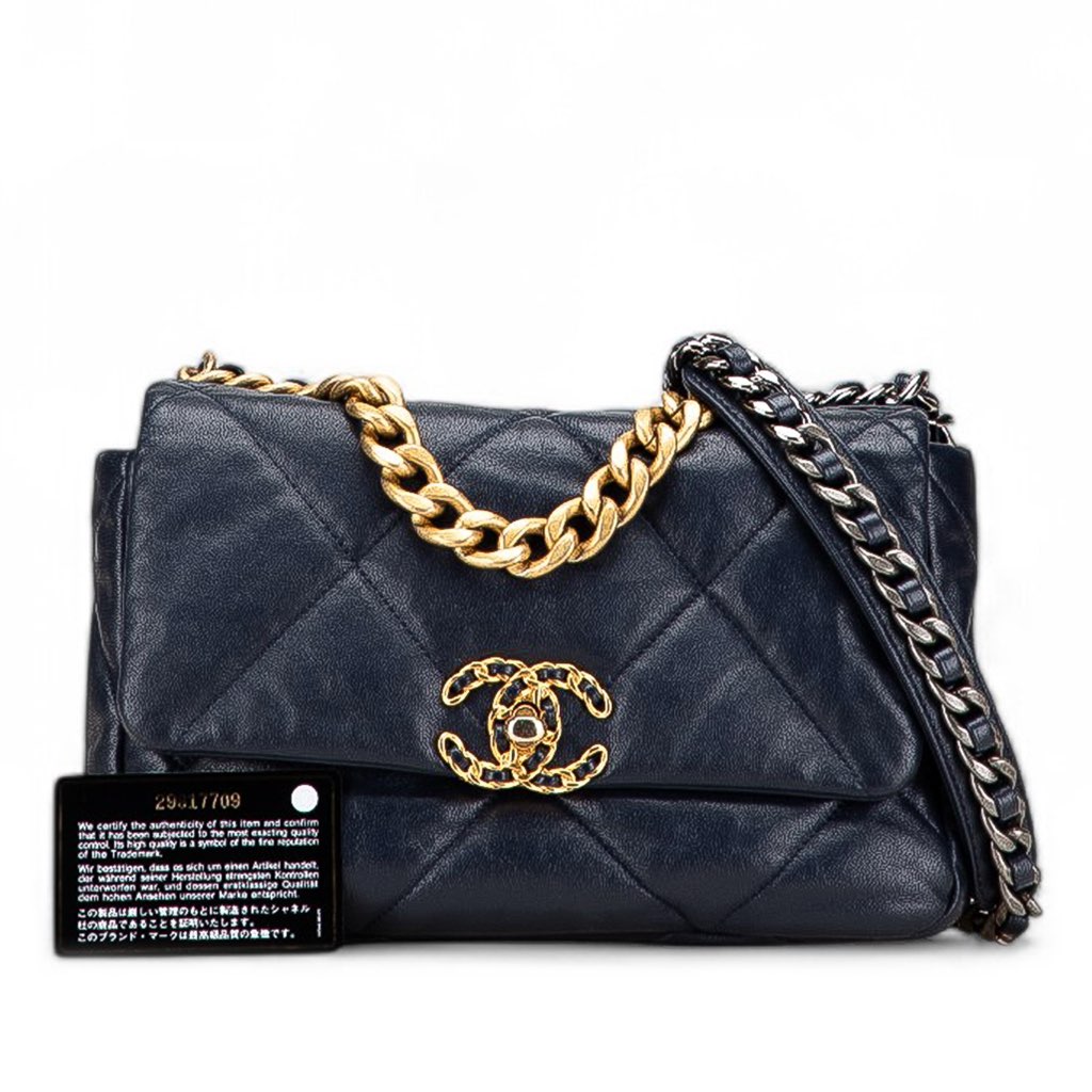 Chanel Medium Lambskin 19 Flap - Image 12