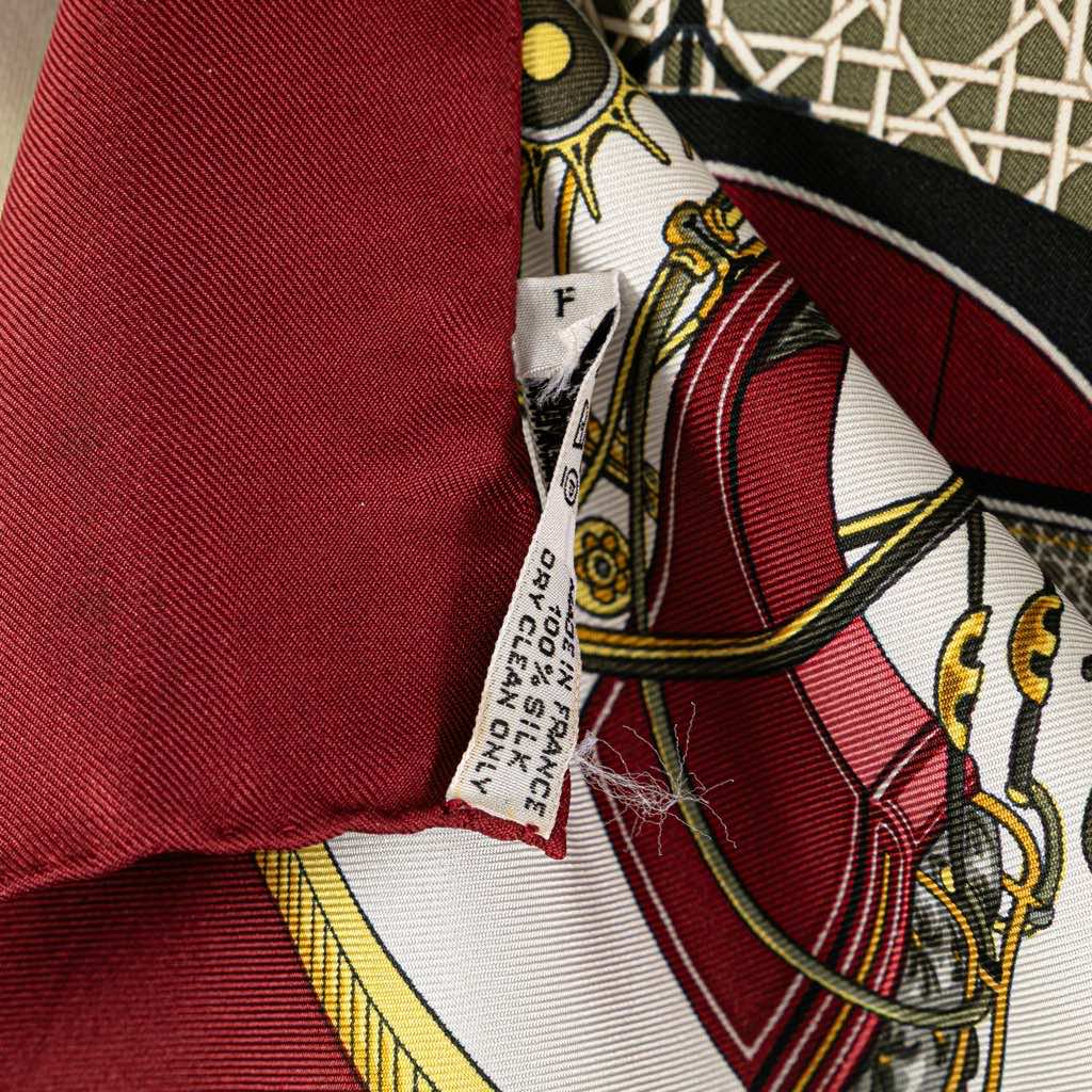 Hermès Les Voitures a Transformation Silk Scarf - 4