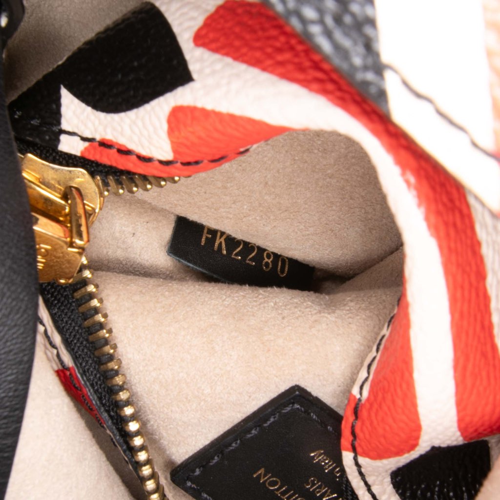 Louis Vuitton Monogram Giant Crafty Neonoe MM - Detail 1