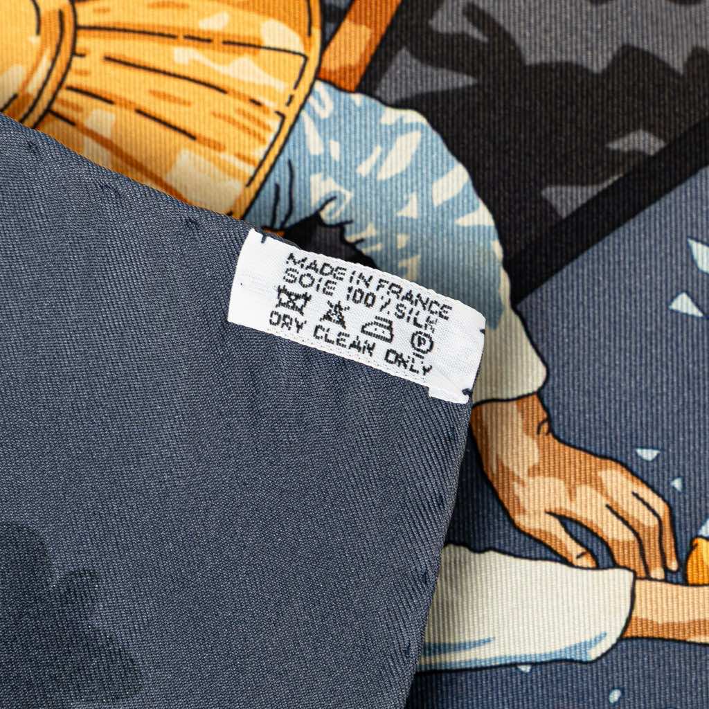 Hermès Marche Flottant Du Lac Inle Silk Scarf - 4