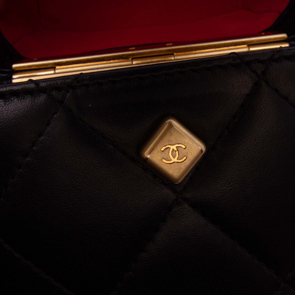 Chanel Mini Quilted Lambskin Diamond Lock Phone Holder - Detail 1