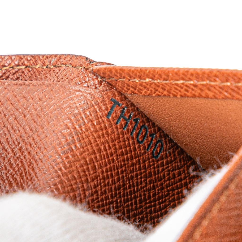 Louis Vuitton Monogram Porte Monnaie Billets Viennois - Detail 1