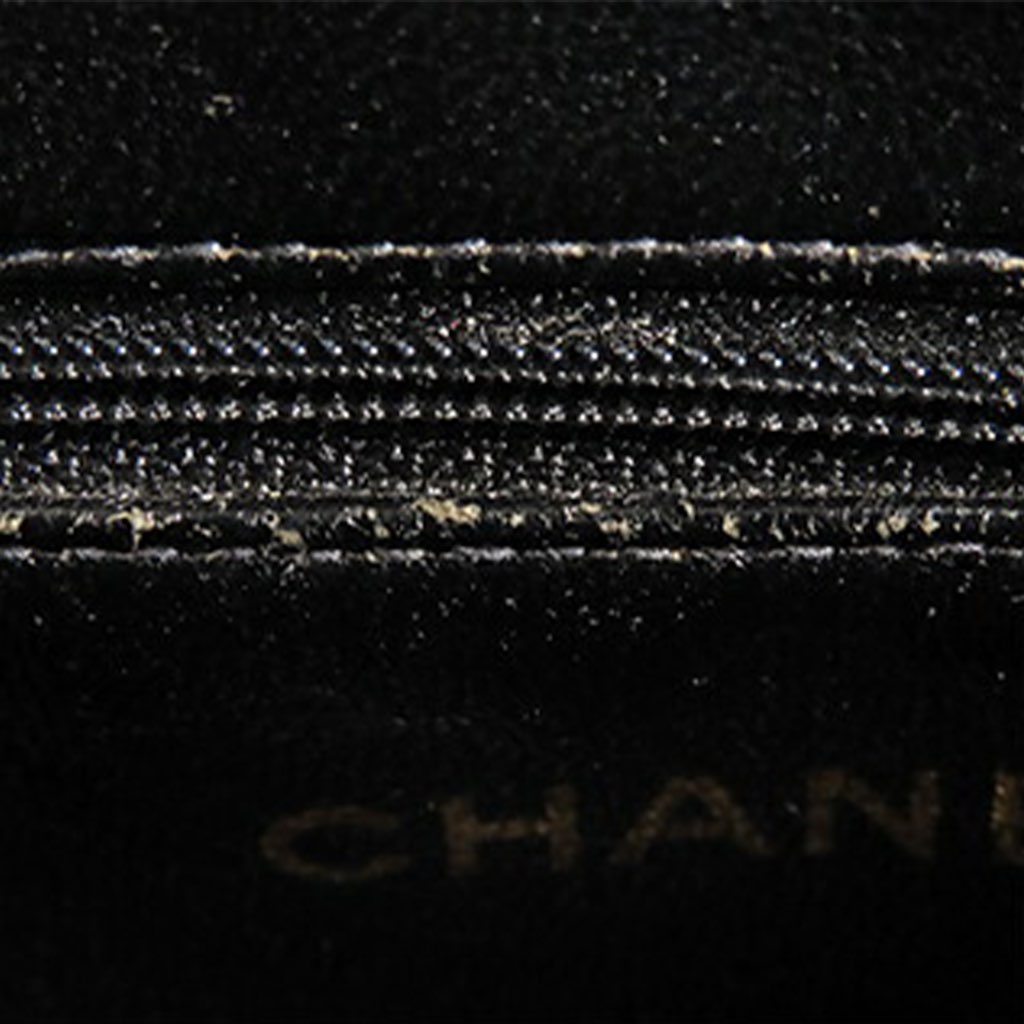 Chanel Caviar Medallion Tote - Image 10