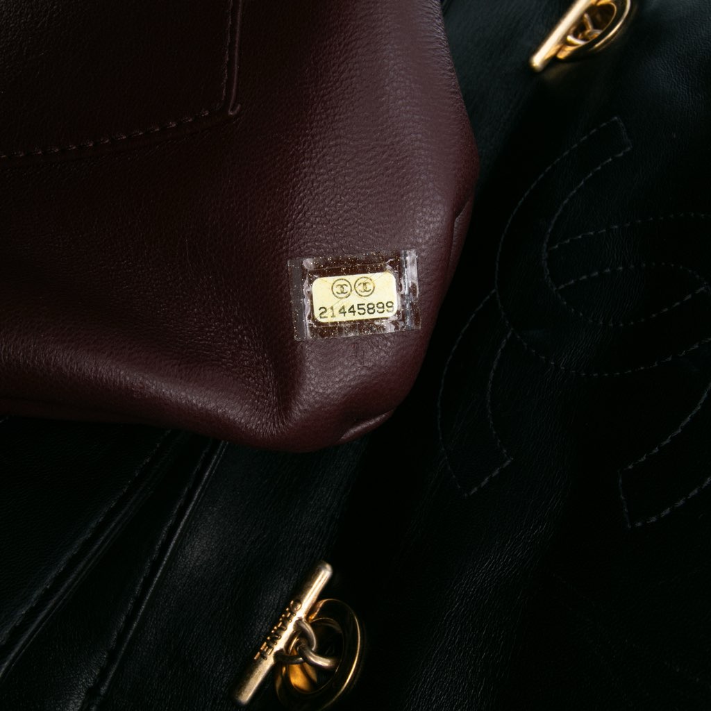 Chanel Large Lambskin Trendy CC Top Handle Flap - Detail 1