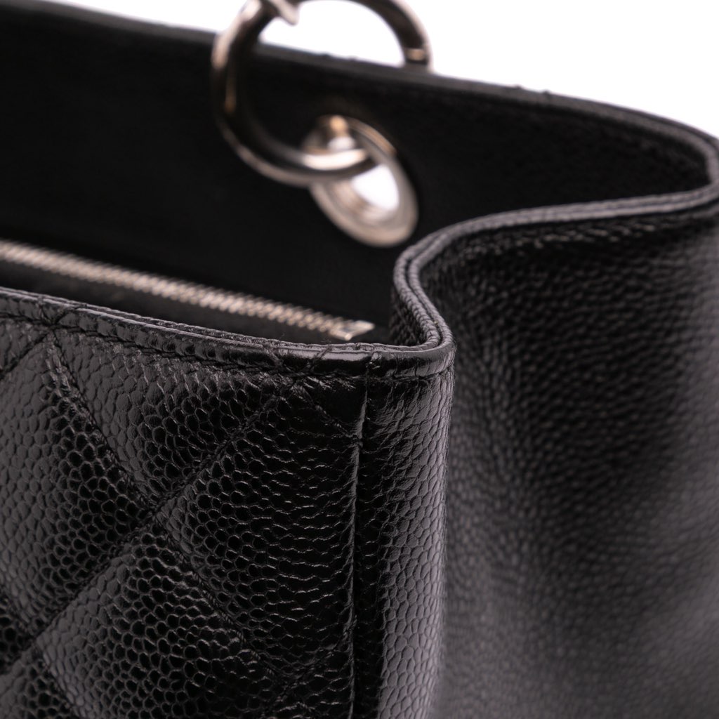 Chanel Caviar Grand Shopping Tote - Image 10