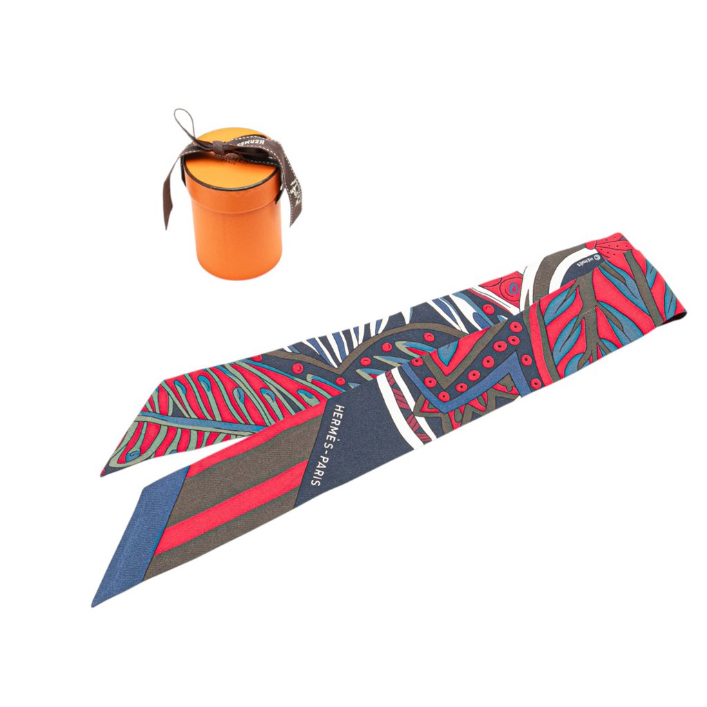 Hermès Le Jardin De La Maharani Silk Twilly Scarf - Detail 1