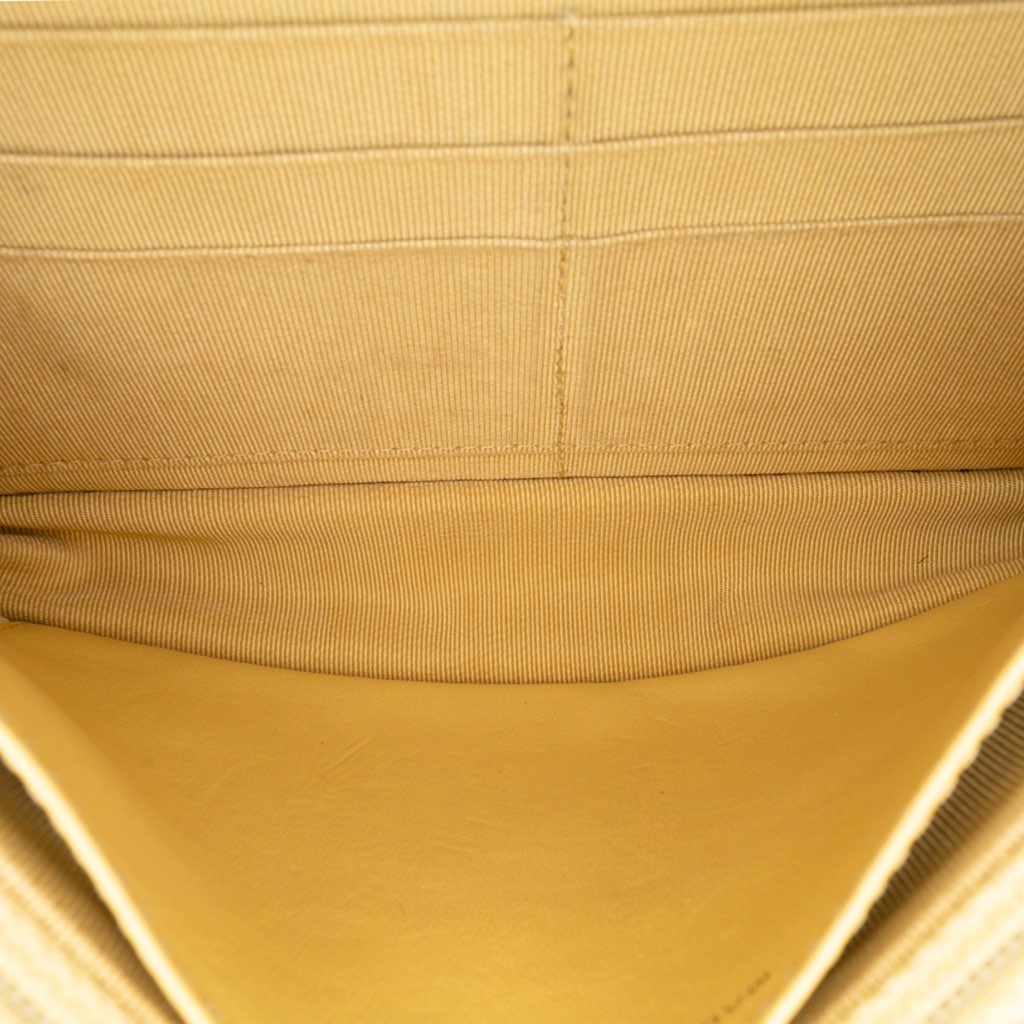 Chanel CC Quilted Caviar Wallet on Chain - 4