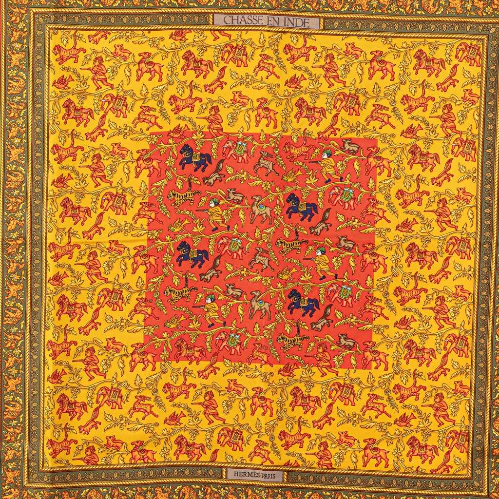 Hermès Chasse en Inde Silk Scarf - 2