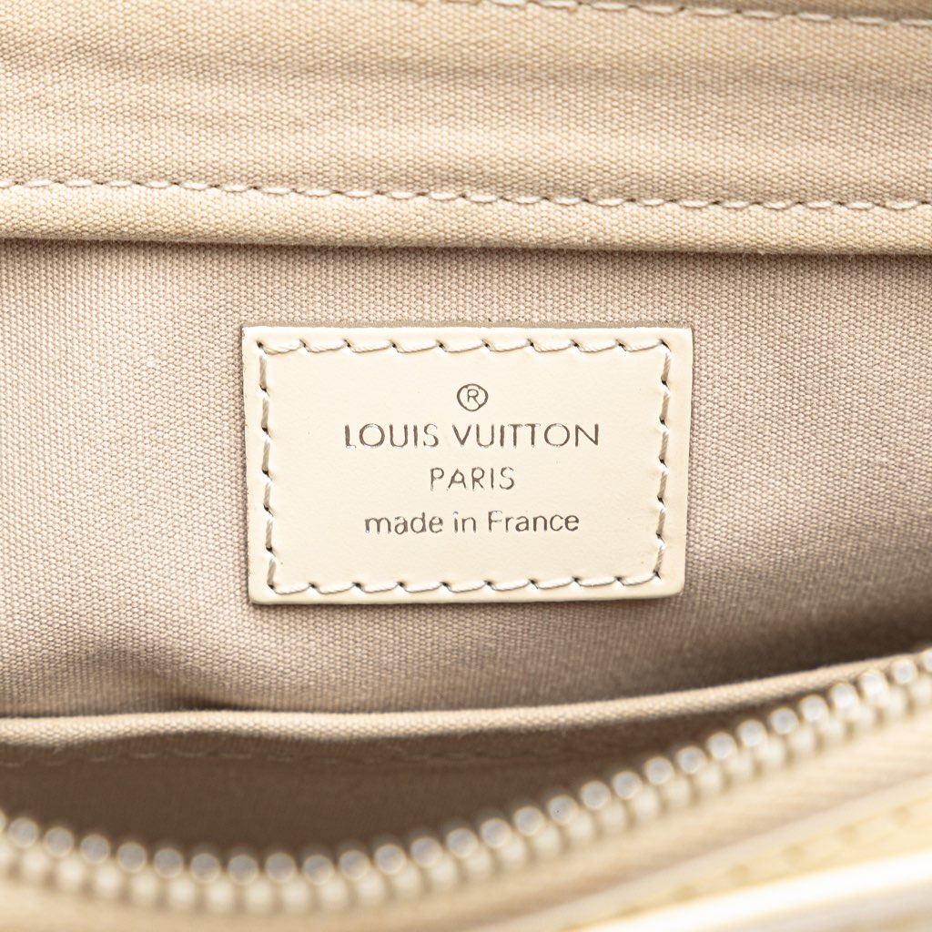 Louis Vuitton Epi Turenne GM - Side view