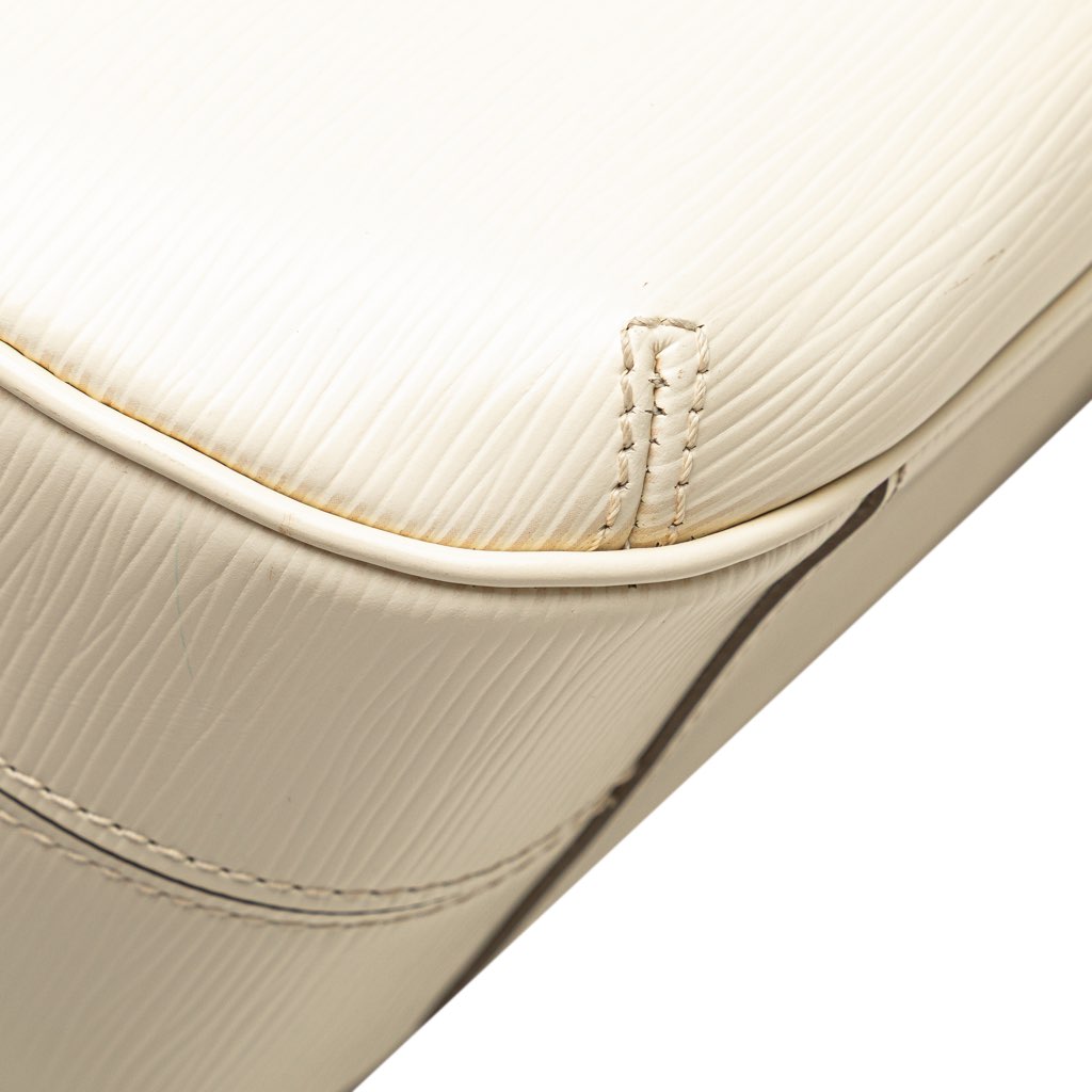 Louis Vuitton Epi Turenne GM - Image 10