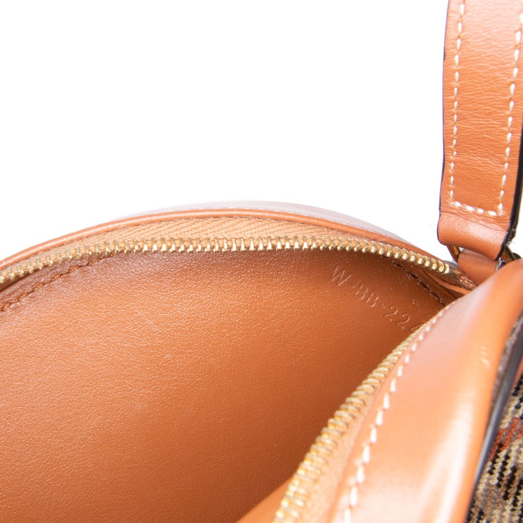 Celine Small Houndstooth Canvas and Calfskin Cuir Triomphe Oval Crossbody - Detail 1