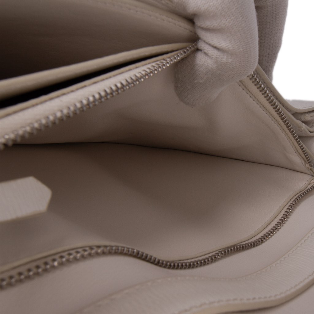 Celine Medium Calfskin Classic Box - Detail 1