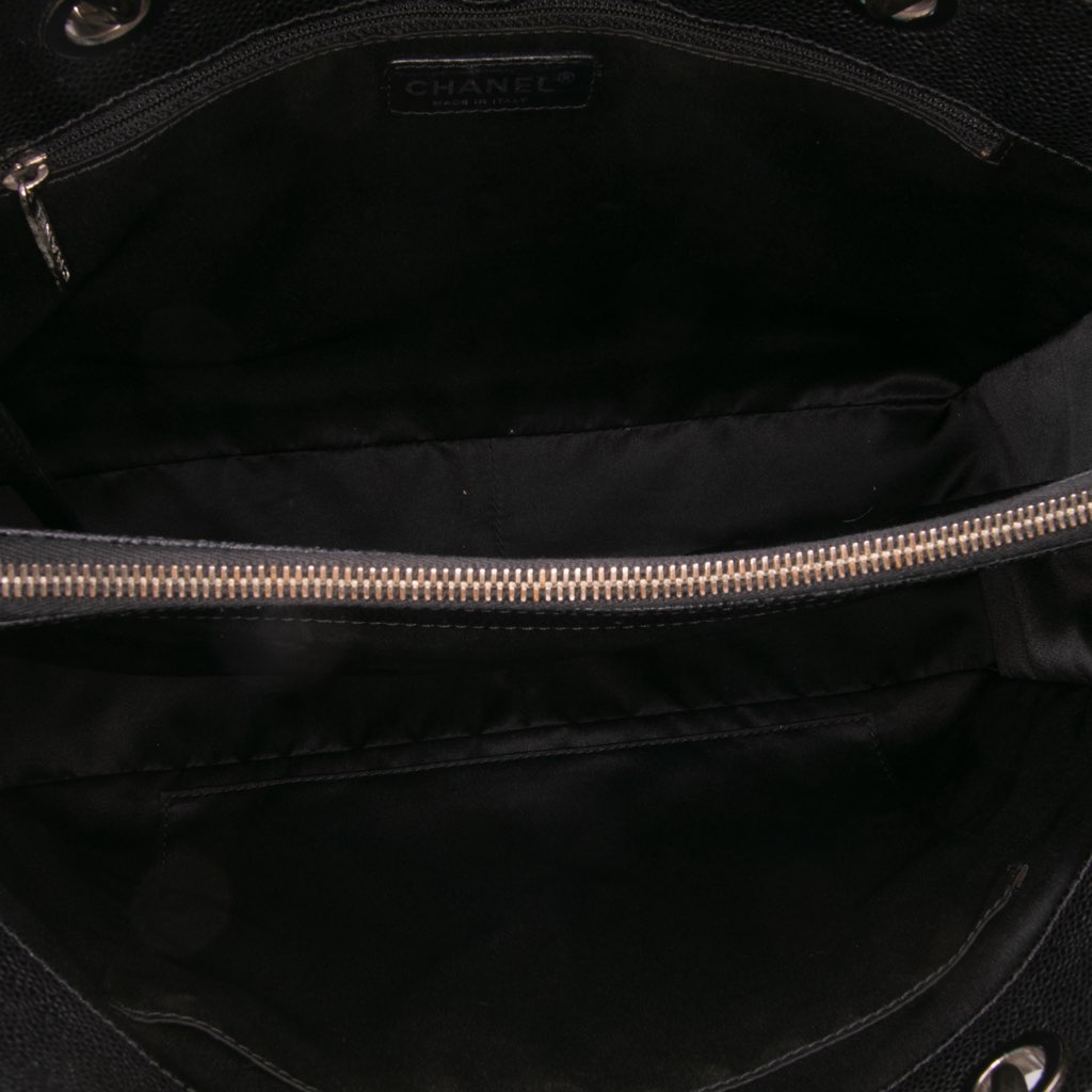 Chanel Caviar Grand Shopping Tote - 4