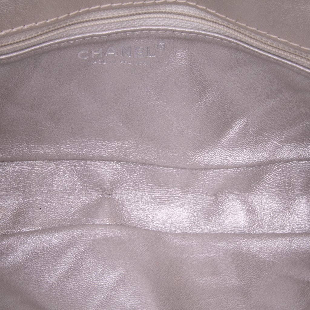 Chanel Reissue 2.55 Metallic Lambskin Clutch With Chain - 4