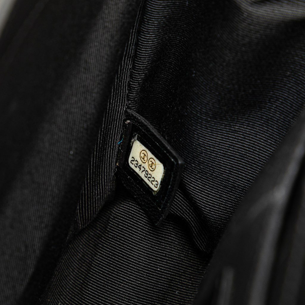 Chanel Old Medium Braided Chevron Cotton and Lambskin Boy Flap - Detail 1