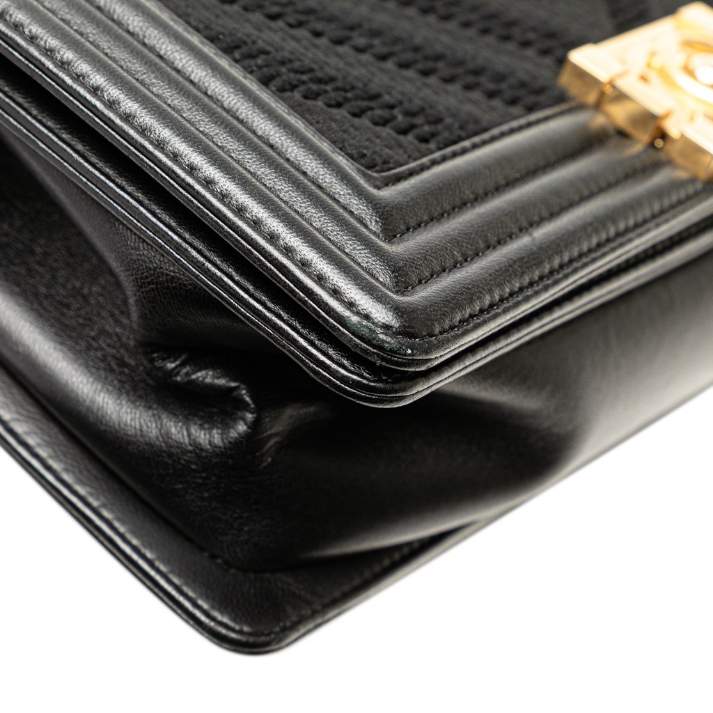 Chanel Old Medium Braided Chevron Cotton and Lambskin Boy Flap - Detail 2