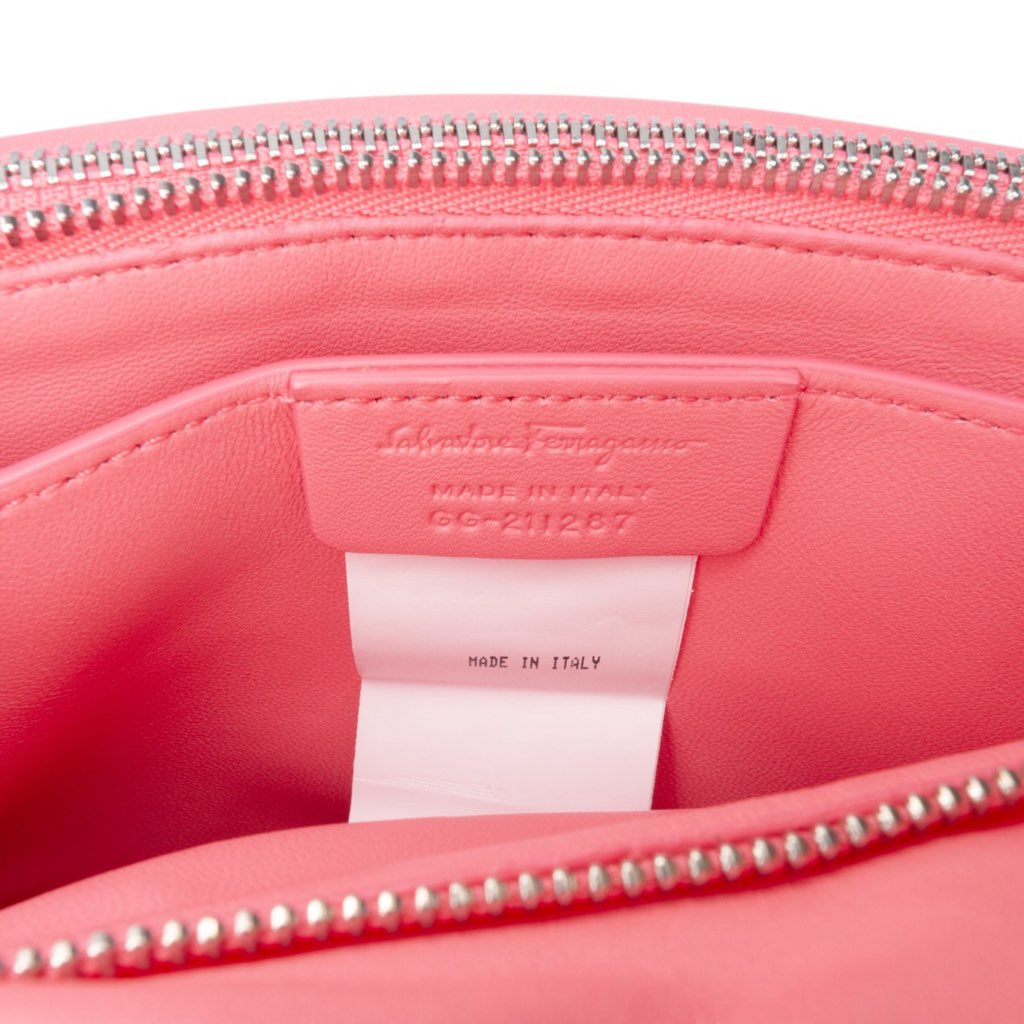 Salvatore Ferragamo Padded Leather Viva Bow Crossbody - Detail 1