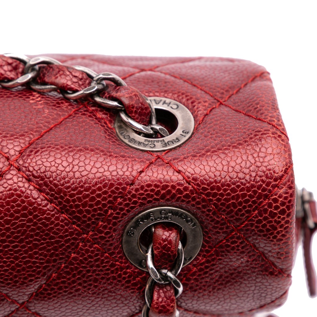 Chanel Medium Quilted Caviar Easy Flap - Image 12