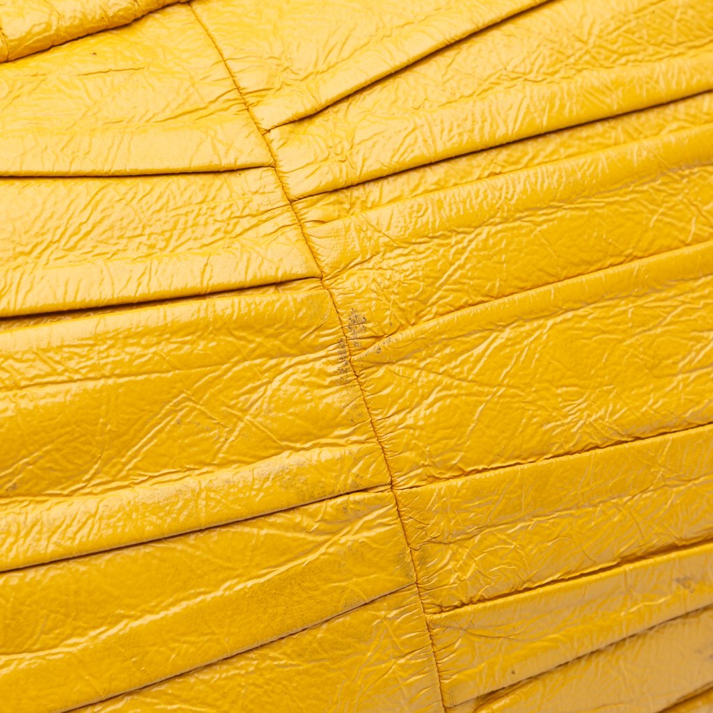 Prada Vernice Gaufre Chain Tote - Image 15