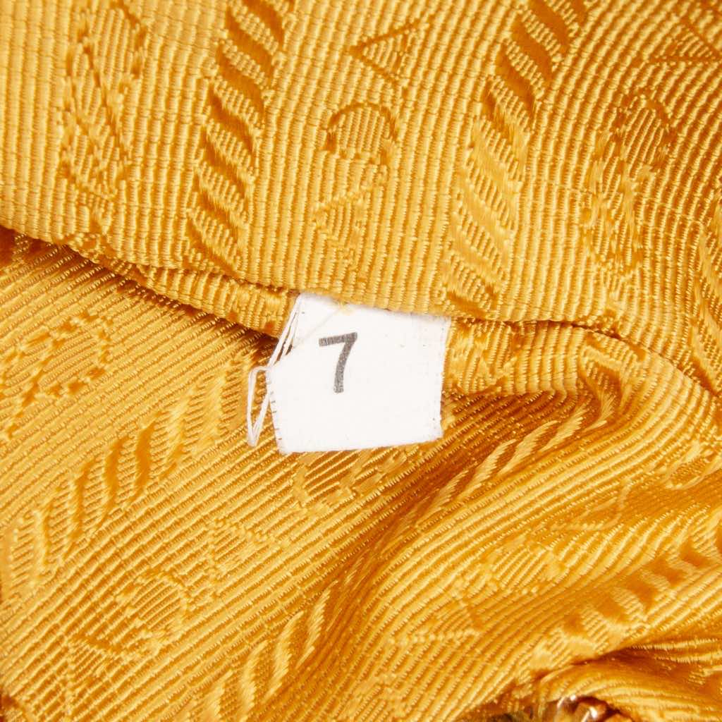 Prada Vernice Gaufre Chain Tote - Detail 2